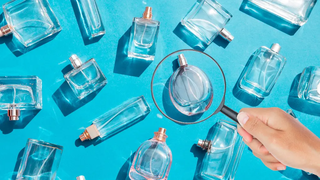 inspecting the perfume if fake or real